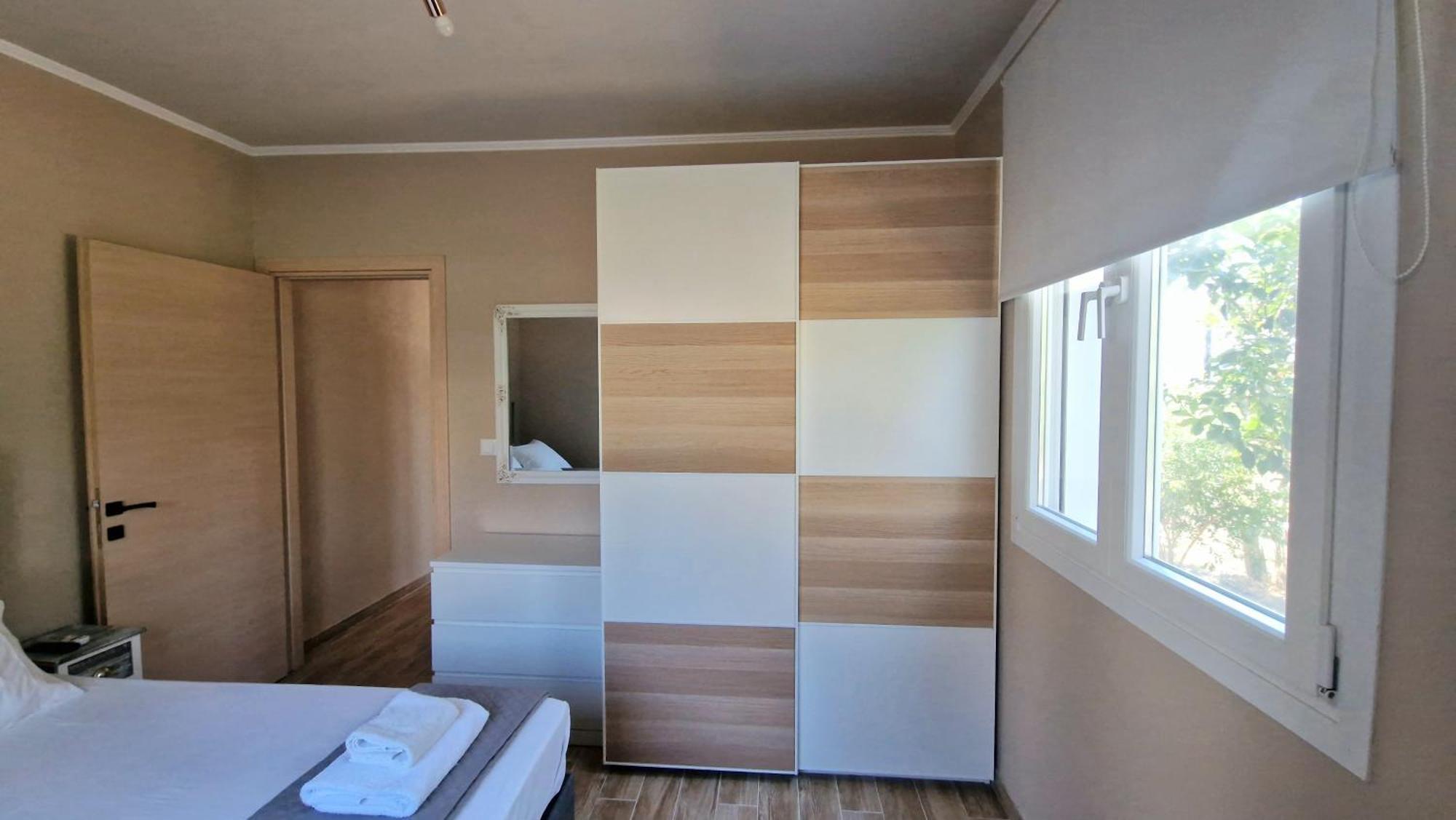 Efi House * Alepou