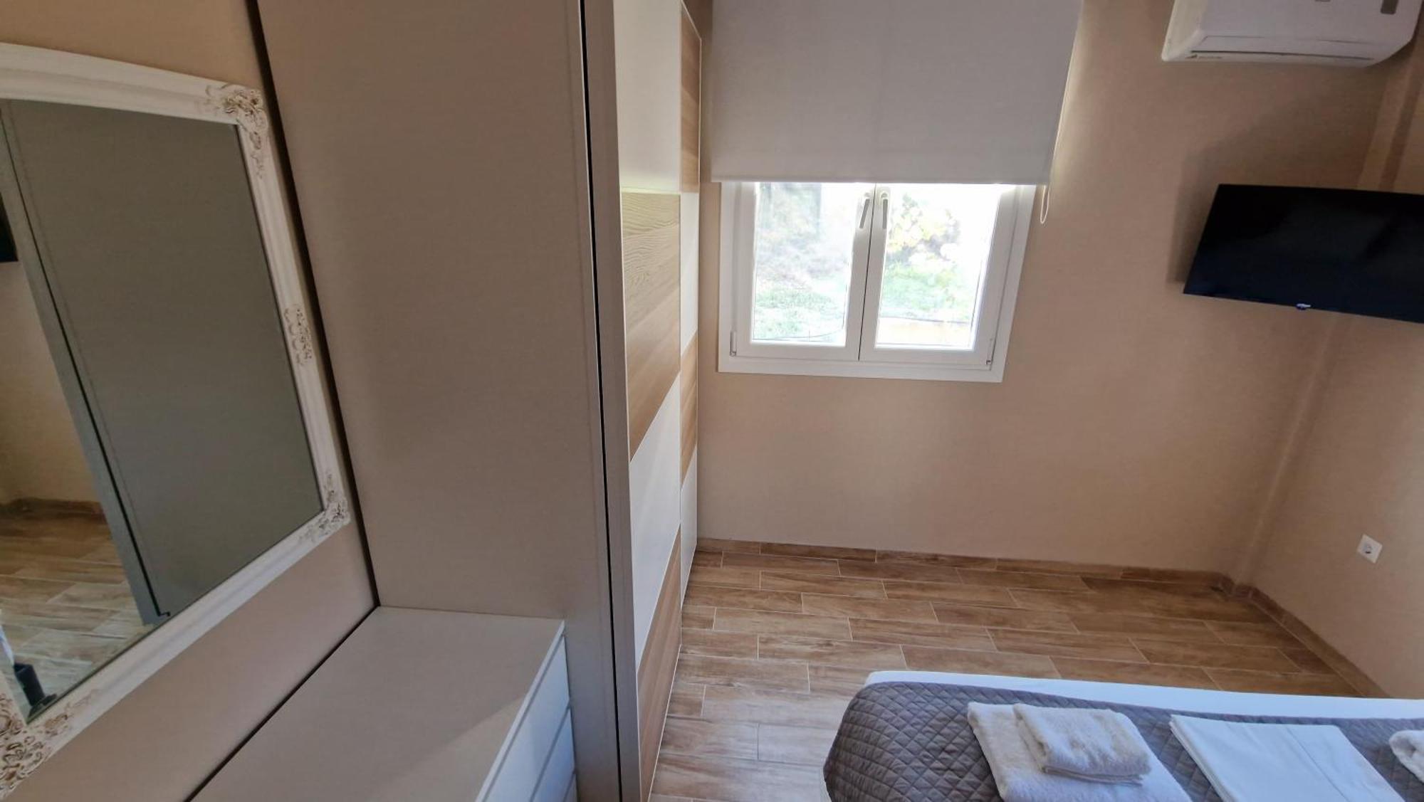 Efi House Апартаменты