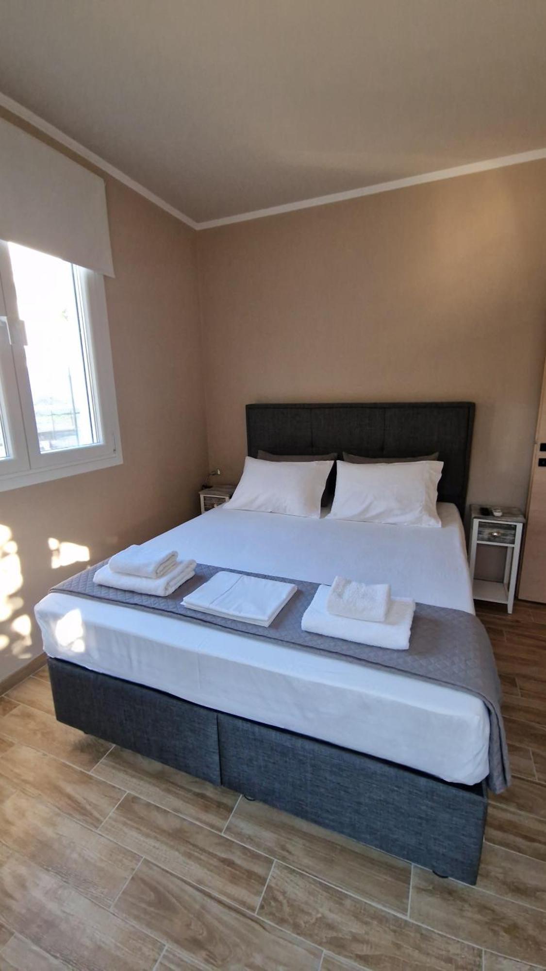 Efi House Appartement
